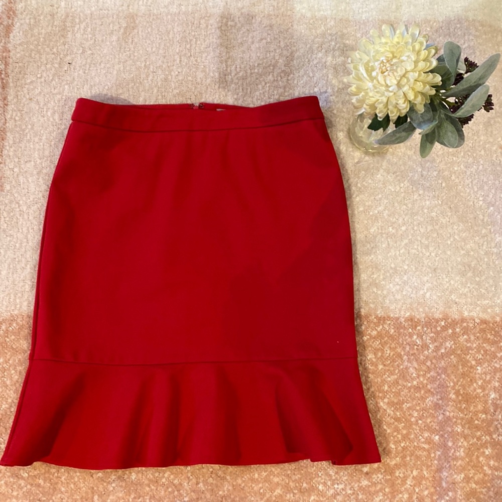 Laura Petite Pencil Skirt with Ruffle